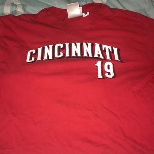 reds t-shirt